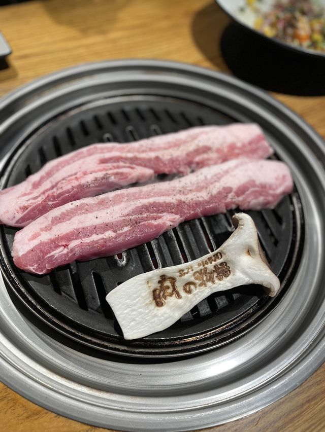 【新大久保】色鮮やかで超豪華ランチ🇰🇷肉の物語