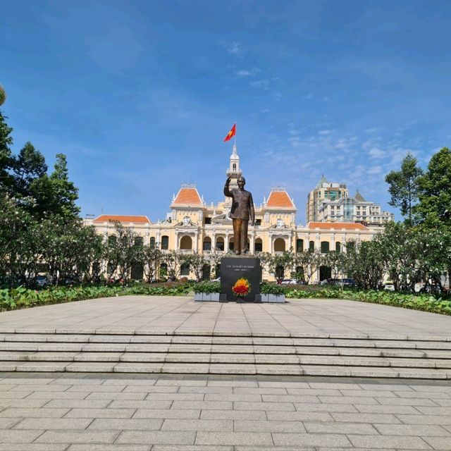 Ho Chi Minh City Hall 