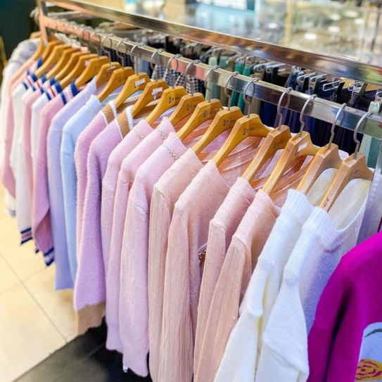 【韓国 / 鐘閣】地下の買い物スポット！雨の日でも安心！