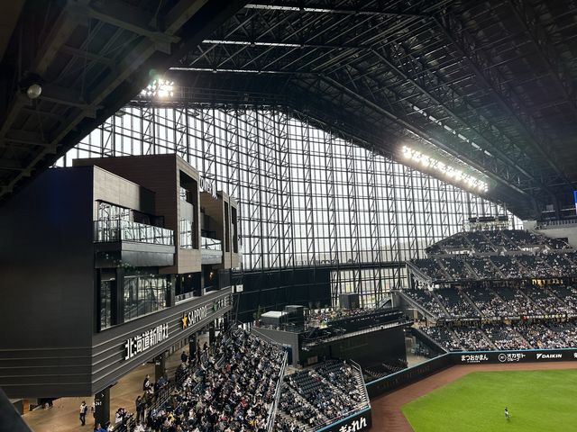 北海道の新観光名所。ES CON FIELD HOKKAIDO(エスコンフィールドHOKKAIDO)