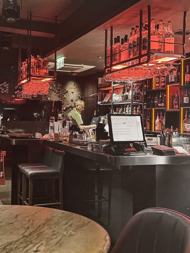 𓊝 最新！蘭桂坊的黎巴嫩菜酒吧餐廳