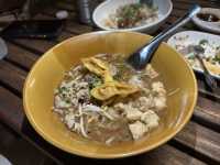 พักหัวหิน กินข้าวต้มแห้งริมทาง ราคาเบาๆ 