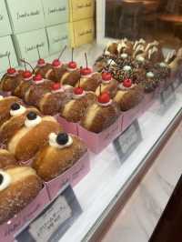 東京【新大久保】話題の美味しいドーナツ屋さん🍩