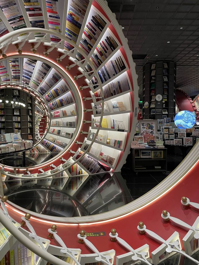 深圳最美打卡書店-鐘書閣