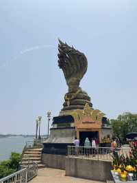 เที่ยวริมโขงที่นครพนม 