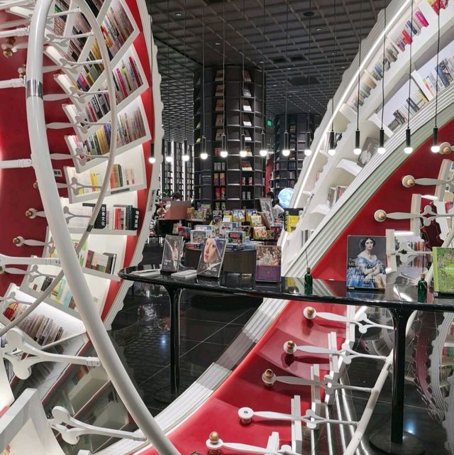 愈欣書店---文青必去打卡點！