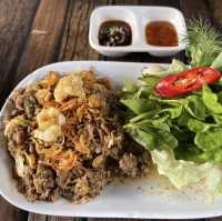 เฮือนลำพูน อาหารเหนืออร่อย หาทานได้ที่กรุงเทพ