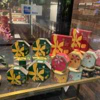 Signature Singaporean Souvenirs @ Jewel