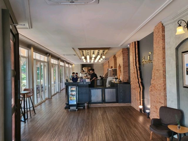  Hassadin cafe and brew