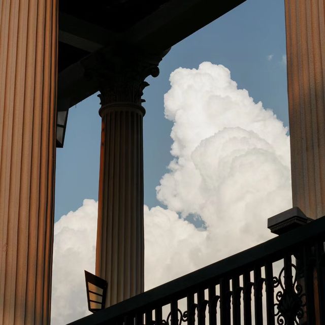 🏛️🌳 新橋市民廣場～羅馬拱廊下的休憩天堂！🏛️🌳🌇