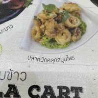 อร่อยล้ำพายชาไทย ดีต่อใจที่ร้านApril Brasseries