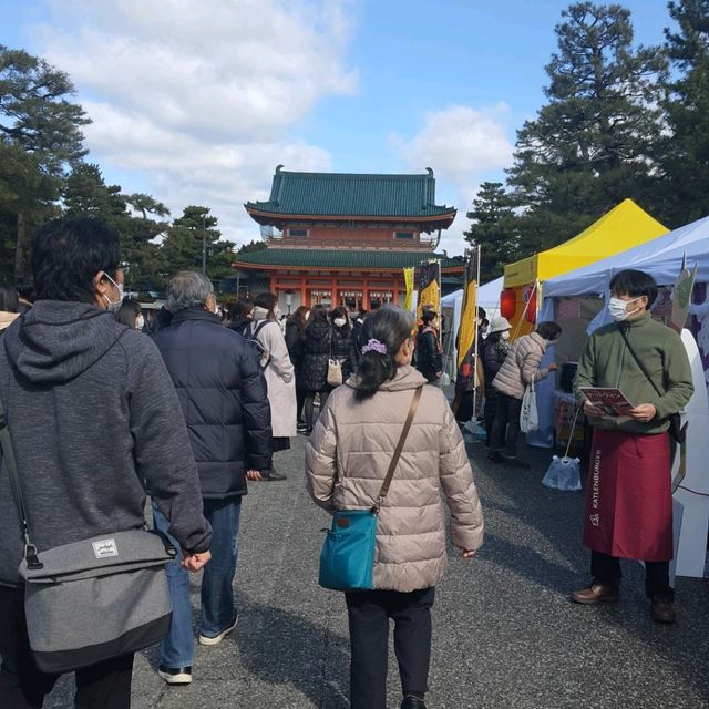 一月一回的京都岡崎公園手作市集