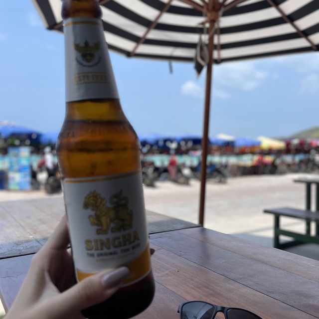 【ラン島】ビーチを目の前にシーフードレストランでランチ