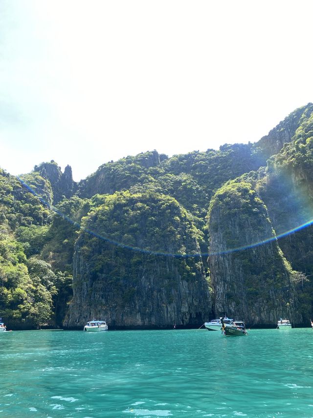 ปิเละ ลากูน เกาะพีพี จังหวัดกระบี่