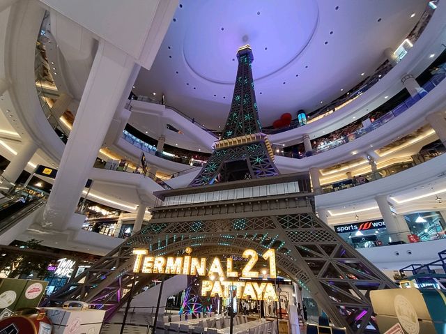 A Shopping Mall That Lets You Travel The World