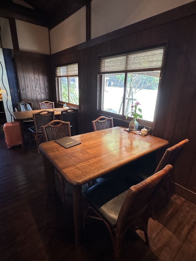 白川鄉 ｜擺滿咖啡杯嘅特色cafe ☕️