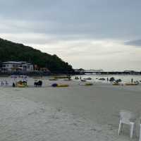 เที่ยวหาดตาแหวน…คึกคักทั้งวันไม่มีเหงา