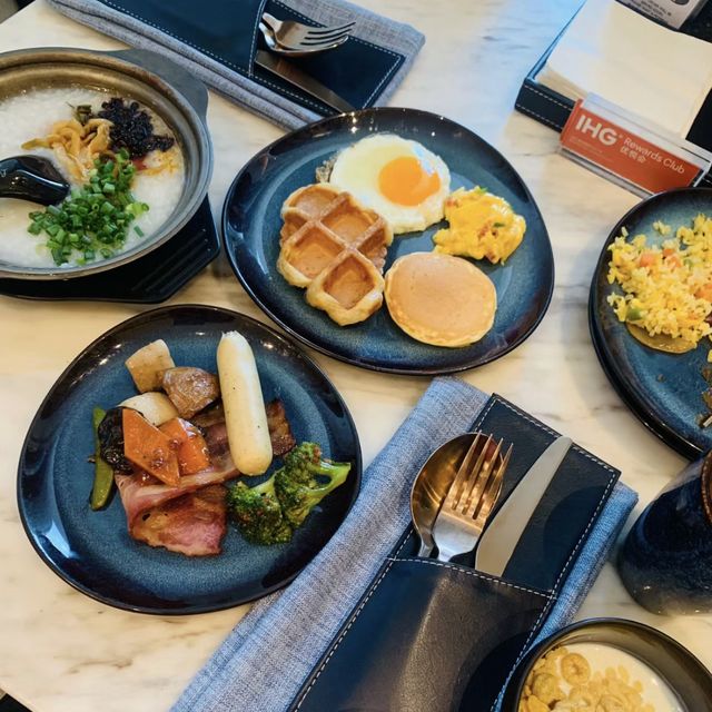 奢華享受！佛山順德東平保利洲際酒店🏨💫🍳