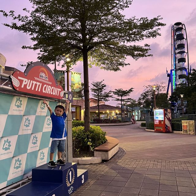 享受賽車樂趣🚗高雄鈴木賽道樂園