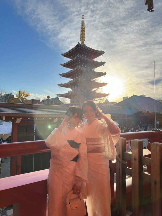 東京🇯🇵必做之事穿蕾絲和服到「淺草寺」逛街！超有氣氛