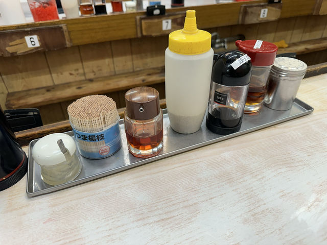 福岡・博多区。一杯290円のシンプル美味いとんこつラーメン『博多ラーメンはかたや 堅粕店』