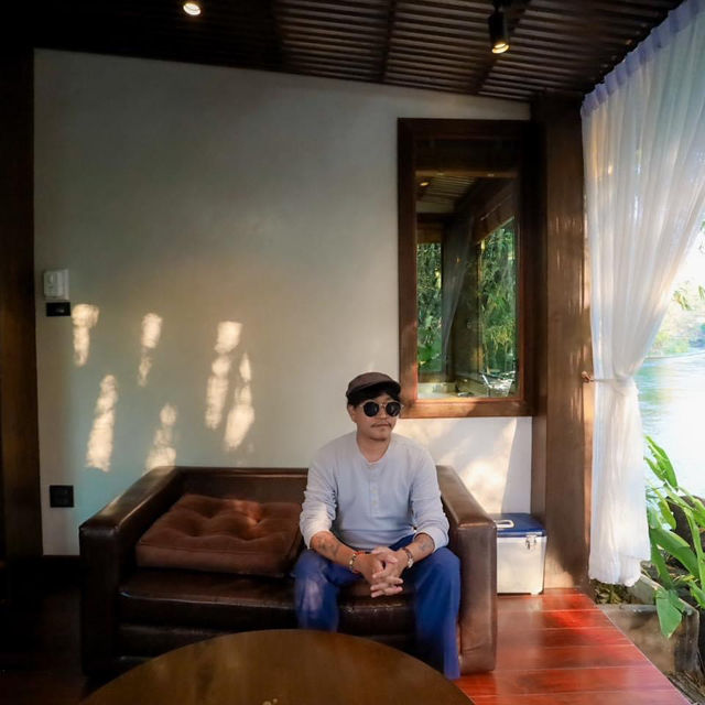 ที่พักริมน้ำสุดชิลแก่งกระจาน