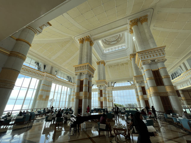 The Empire Brunei 7つ星ホテルでアフタヌーンティー🫖