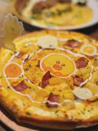 「黃色LINE FRIENDS meets Pizza Maru」特別餐牌，千其唔好錯過啦😍