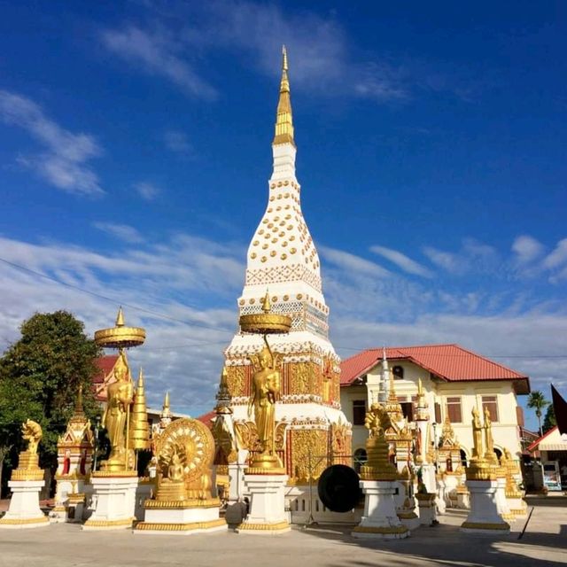 วัดมหาธาตุ  มิ่งเมือง
