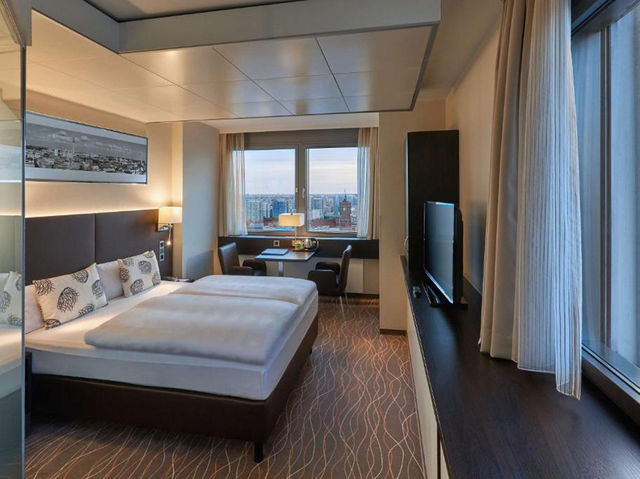 Park Inn by Radisson Berlin Alexanderplatz