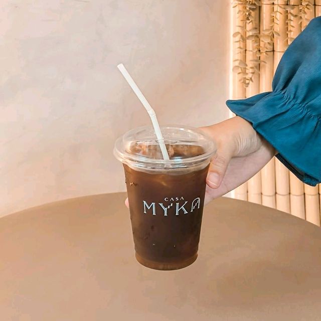คาเฟ่เปิดใหม่ Casa Myka หาดดงตาล