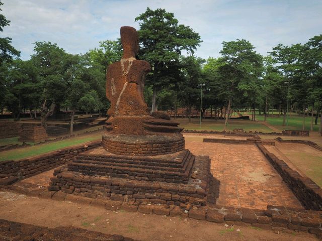 อุทยานประวัติศาสตร์กำแพงเพชร