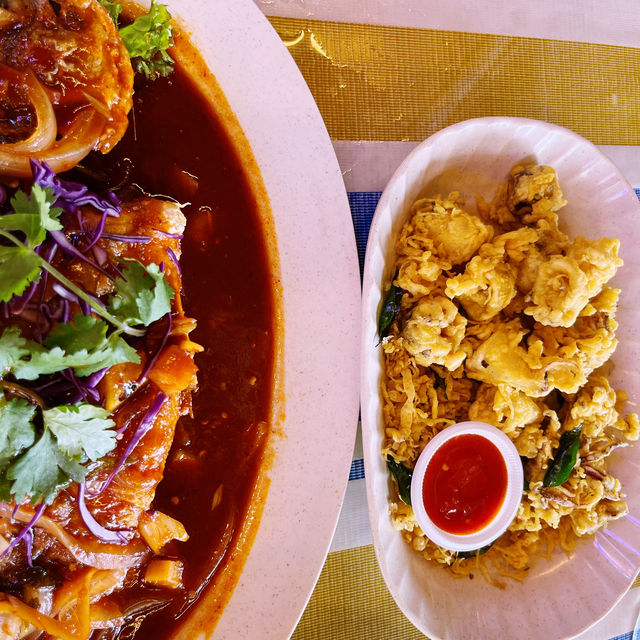 LEAVE IT ALL TO SEAFOODs