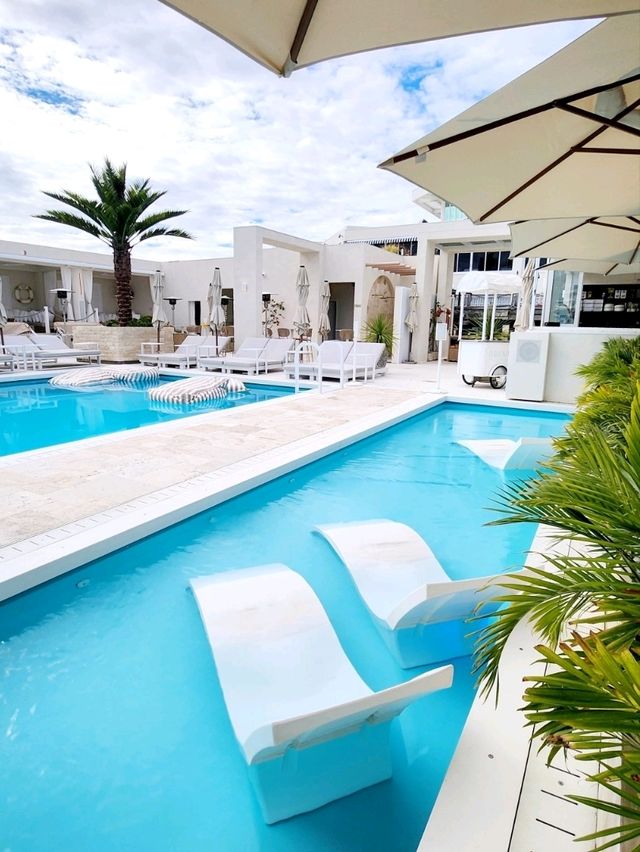 🇦🇺 Luxurious Beach Club in Gold Coast, Australia