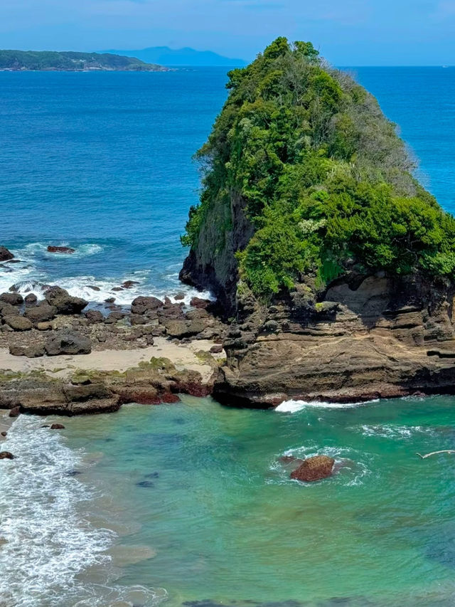 【絶景】まるで海外⁈ハートが浮かび上がる神秘的な洞窟