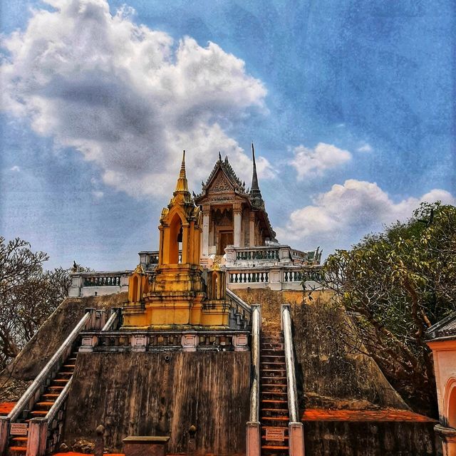พระนครคีรี โบราณสถานแห่งเมืองเพชรบุรี