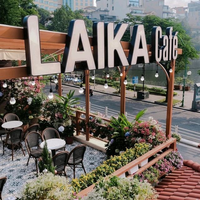 Laika cafe