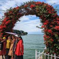 Serene Lake Views at Shuanglang Ancient Town