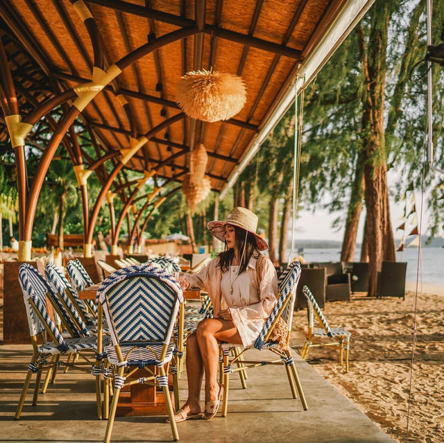 ปิคนิคริมหาดส่วนตัว Khaolak Emerald Beach Resort