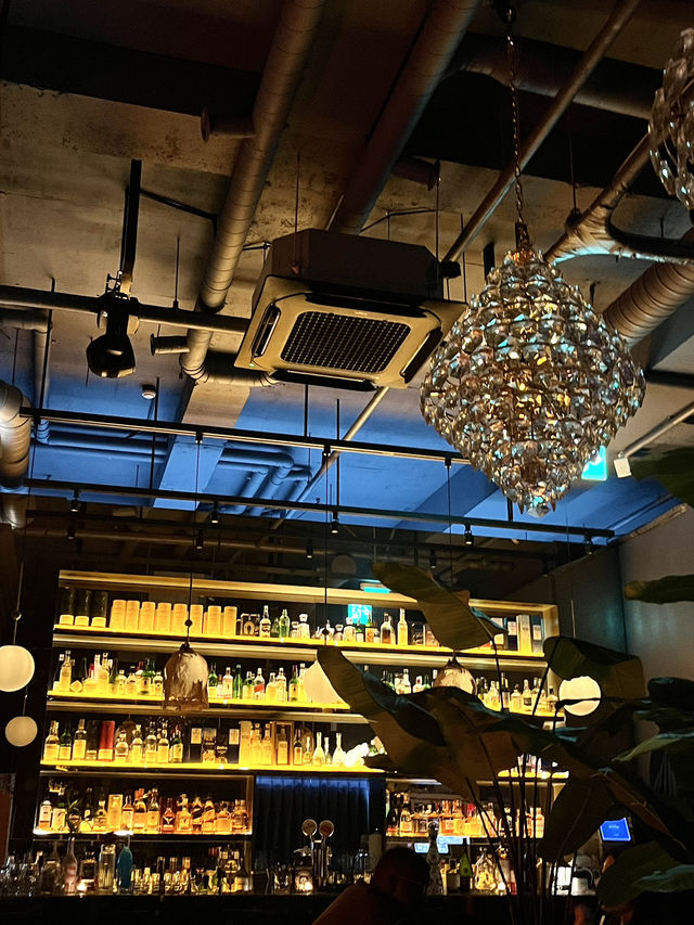 홍대 데이트하기 좋은 🕯️분위기 좋은 술집🥂🍷🍸🍹 - 세븐펍