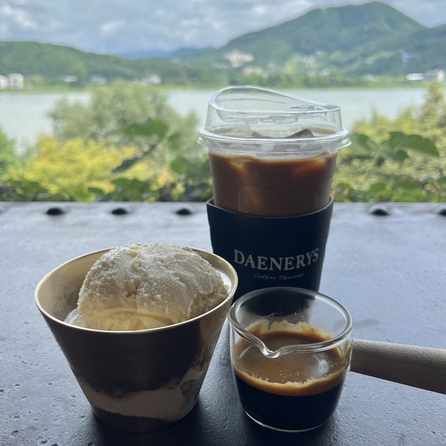 한강뷰 물멍하며 즐길 수 있는 아포카토, 망고빙수 맛집🩷 카페 대너리스