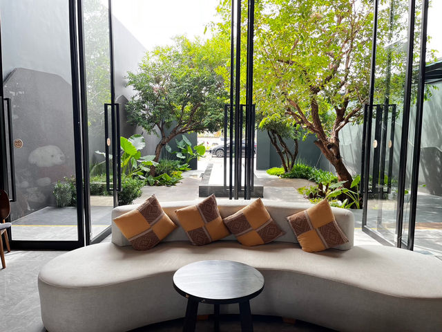 Infinity edge pool Chewakhong