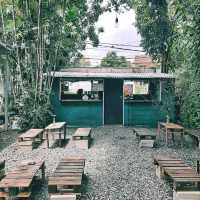 THE PLACE IS FULLY OUTDOOR