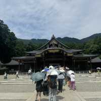 越後一宮　彌彦神社