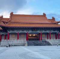 台北中正紀念堂 壯麗的建築與悠然的景觀