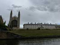 Punting Through the Knowledge Town: Discovering Cambridge’s Charm