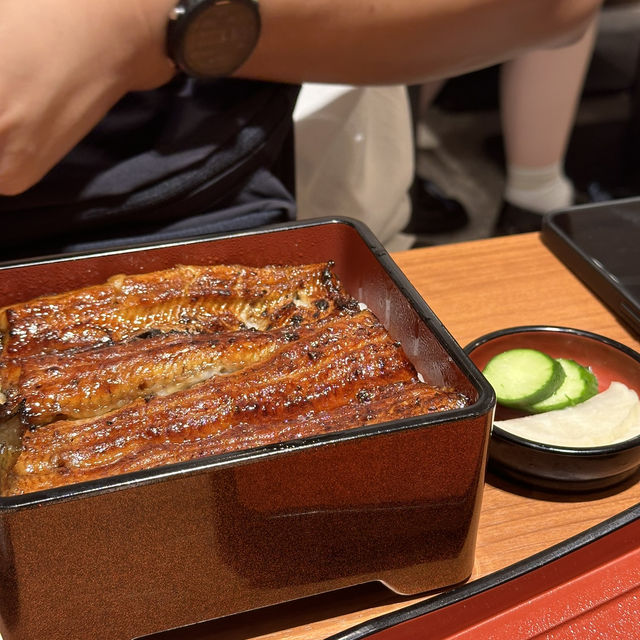 나리타 공항에서 맛보는 유명 장어덮밥