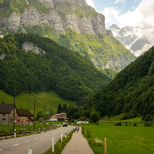 Switzerland in Spring: A Wonderland in Bloom 🌸
