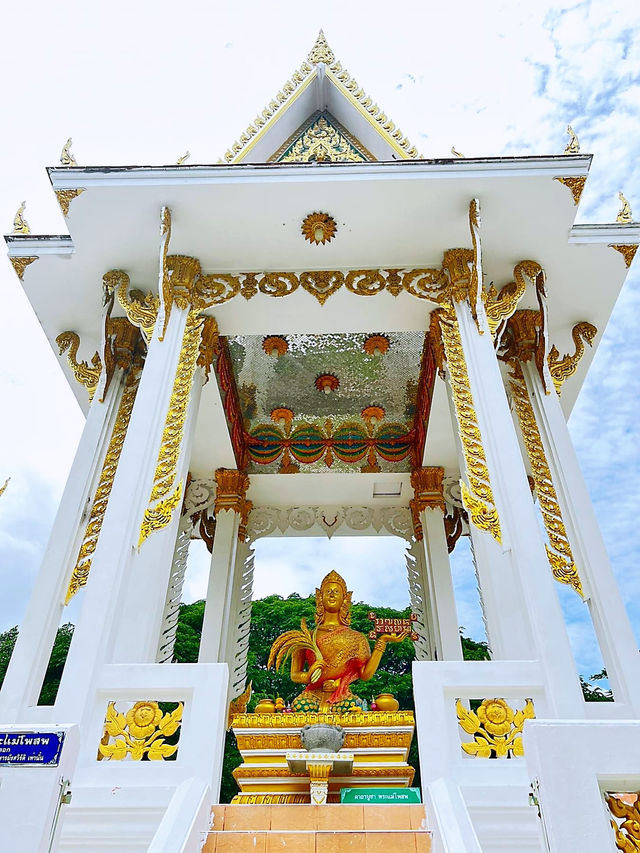 วัดเจริญธรรม ชลบุรี
