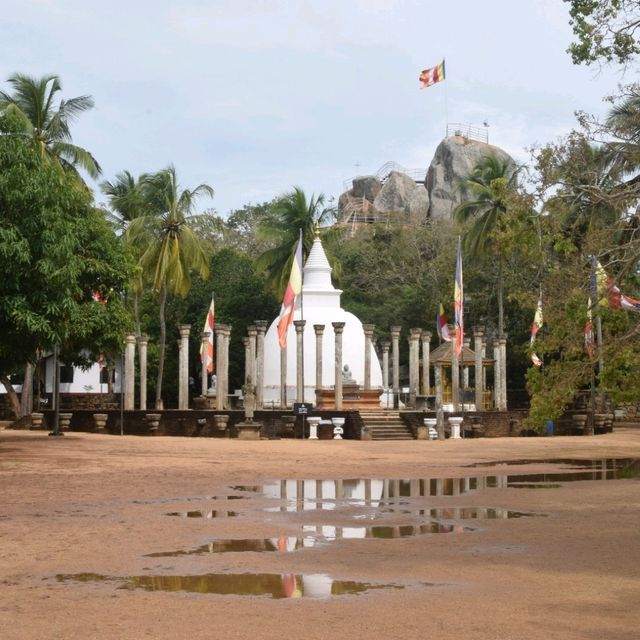 The white stupas of Mihintale 🇱🇰